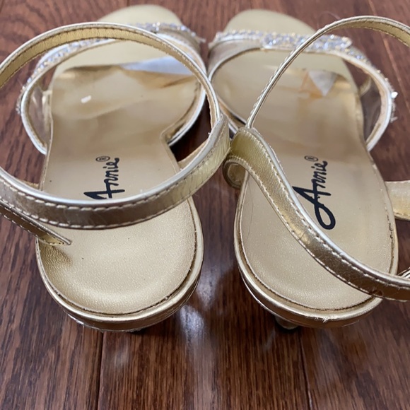 2 for $10 - Gold Dress Shoes By Annie, Size 8 - Picture 6 of 12